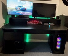 Warrior gaming desk for sale Warrior gaming desk for sale  RUNCORN