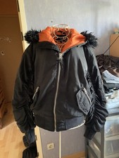 Doudoune capuche noir d'occasion  Dammartin-en-Serve