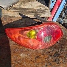 Feu phare optique d'occasion  Signes