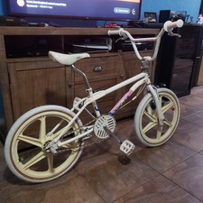 Performer survivor freestyle for sale  Lakeland