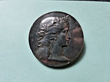 Superbe broche médaille d'occasion Superbe broche médaille d'occasion  Ifs