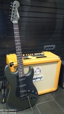 Chitarra elettrica vester usato  Napoli