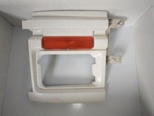 Cornice faro anteriore usato  Italia