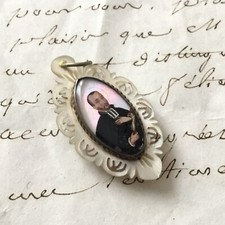 Saint mother pearl d'occasion  Expédié en Belgium