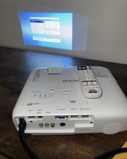 Proyector Epson Home Cinema 1060 1080p Full HD [con control remoto y cable de alimentación] - Blanco segunda mano  Embacar hacia Mexico