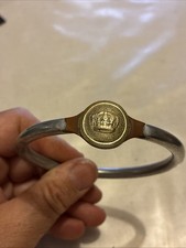 Bracelet jonc bouton d'occasion  La Tour-d'Aigues
