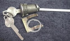 Bloqueio de porta-malas NOS EUA com chaves Mopar Dodge Plymouth Chrysler 59 60 61 62 63 64 65 comprar usado  Enviando para Brazil