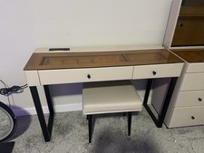 Vanity desk used for sale  Charlotte