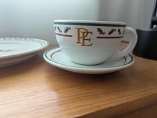 Set tazze piattini usato Set tazze piattini usato  Spedire a Italy