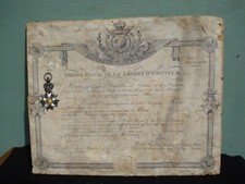 Militaria médaille ordre d'occasion  France