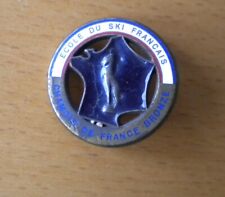 Broche pin badge d'occasion  Saint-Fargeau-Ponthierry