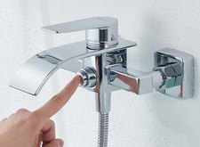Bathtub shower faucet d'occasion  Expédié en Belgium