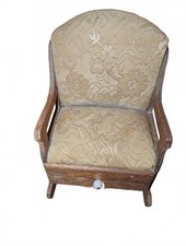 Poltrona de madeira miniatura vintage almofada com gaveta comprar usado Poltrona de madeira miniatura vintage almofada com gaveta comprar usado  Enviando para Brazil