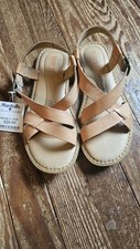 Born sandals size for sale  Belvidere