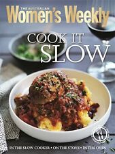 Cook It Slow: Casseroles, stews, curries, pot roasts and puddings (The Australia segunda mano  Embacar hacia Argentina