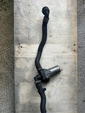 Pompa elettrica radiatore usato  Mamoiada