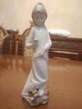 Lladro zaphir statuina usato  Venegono Superiore