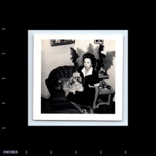 Usado, Foto quadrada antiga MULHER COM CACHORRO NA CADEIRA POODLE comprar usado  Enviando para Brazil