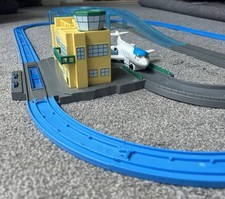 Thomas jeremy airport for sale  YEOVIL