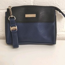 Salvatore Ferragamo X Eva Air Maquiagem/Saco de Higiene Pessoal Bom Estado de Limpeza  comprar usado  Enviando para Brazil