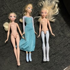 Boneca Barbie Disney Frozen Elsa + 2 comprar usado  Enviando para Brazil