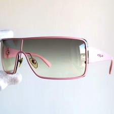 Occhiali sole vogue usato  Roma