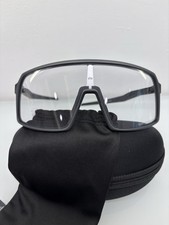 Oakley sutro 9406 usato Oakley sutro 9406 usato  Anghiari