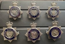 Obsolete badges insignia. d'occasion  Expédié en Belgium
