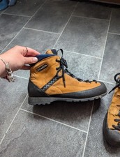 Scarpa women walking for sale  OSWESTRY