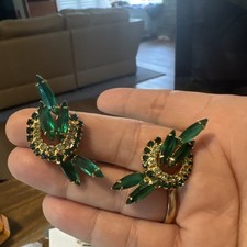 Brincos de escalador vintage verde esmeralda tom dourado sem assinatura com clipe de strass comprar usado  Enviando para Brazil