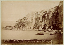 Italie sorrento hôtel usato  Spedire a Italy