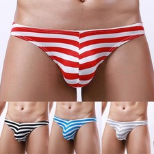 String homme élégant d'occasion  Expédié en France
