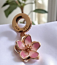 Charm pandora fleur d'occasion  Viarmes