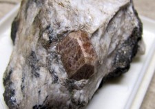 Minerali perfetto grande usato Minerali perfetto grande usato  Novara