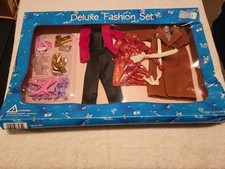 Vintage deluxe fashion for sale  Flint