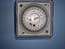 Horloge journaliere encastrabl d'occasion  Pithiviers