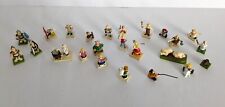 Lot mini figurines d'occasion  Ambarès-et-Lagrave