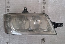 Faro anteriore destro usato Faro anteriore destro usato  Fano