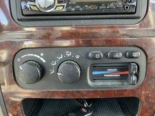 Climatizador OEM con control de doble zona compatible con camioneta Dodge 1500 1354 03-05 segunda mano  Embacar hacia Mexico