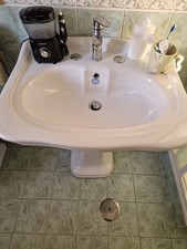 Lavabo bagno con usato Lavabo bagno con usato  Giugliano in Campania