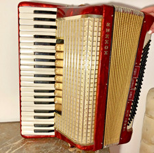 Usado, Akkordeon Hohner Rot Verdi III M 120 Bass Register 9  mit Koffer comprar usado  Enviando para Brazil