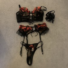 Liliosa women piece for sale Liliosa women piece for sale  IPSWICH