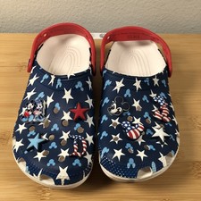 Disney Parks Americana Crocs M6/W8 USA Patriotic Stars Flag Red White Blue, usado comprar usado  Enviando para Brazil