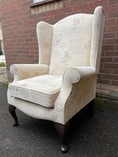 Lovely comfy cream for sale  CREDITON