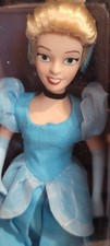 Poupée porcelaine disney d'occasion  Laruscade