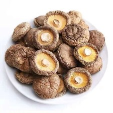 Dried shiitake mushrooms d'occasion  Expédié en Belgium