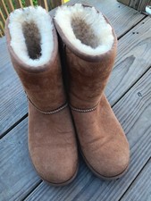 Ugg classic short for sale  Larose