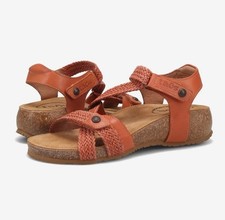 Women taos trulie for sale  Carteret
