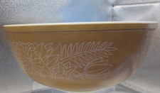 Vintage pyrex large for sale  GRAYS