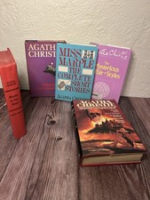 Lot of 5 Agatha Christie Vintage HC Novels/omnibus. 1970-1987 comprar usado Lot of 5 Agatha Christie Vintage HC Novels/omnibus. 1970-1987 comprar usado  Enviando para Brazil